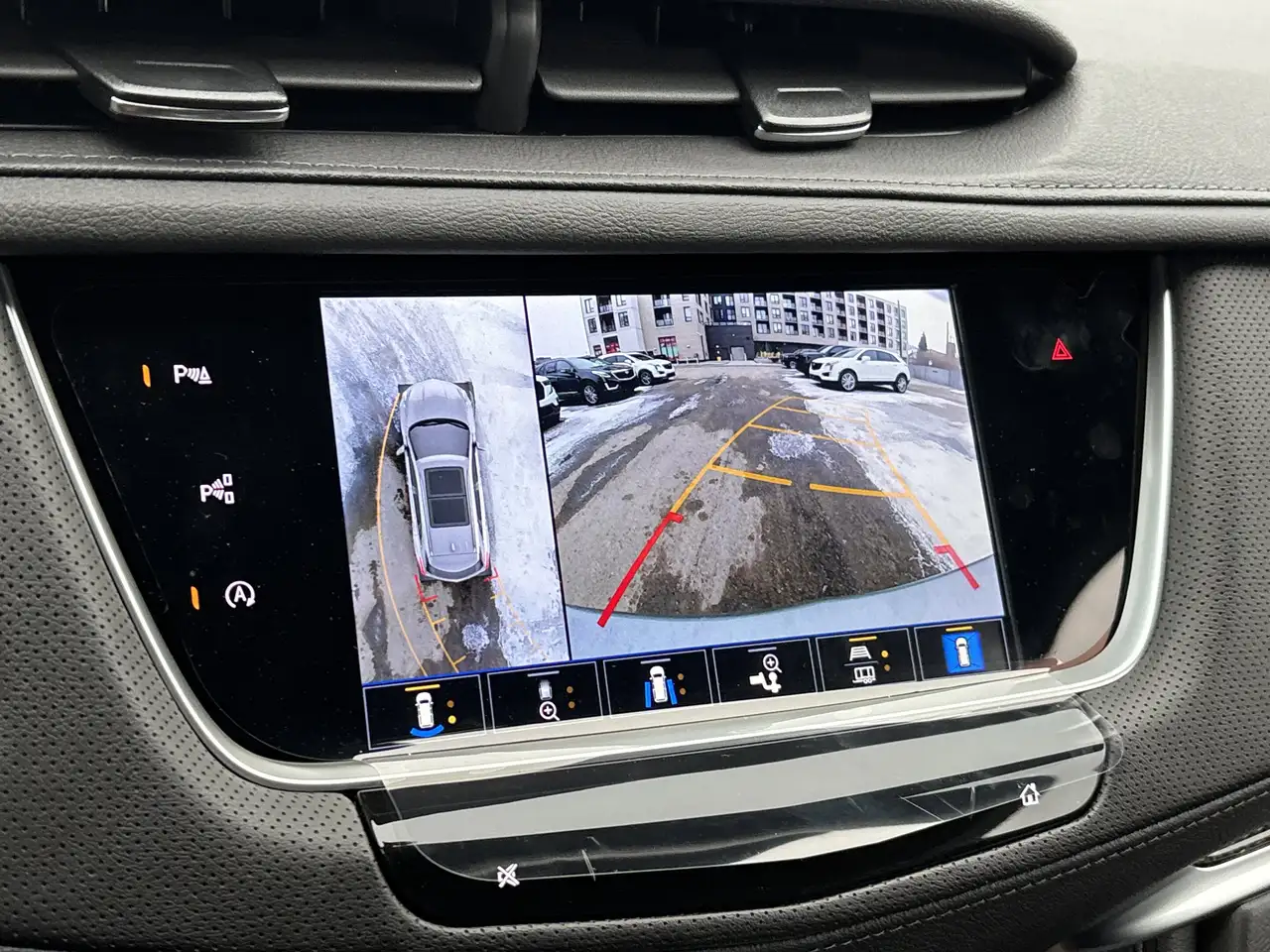 Cadillac XT5 снимка Cadillac XT5