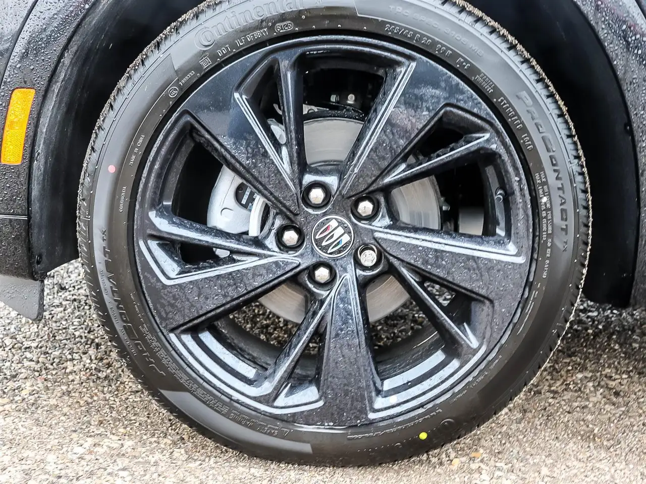 Buick Envision снимка Buick Envision