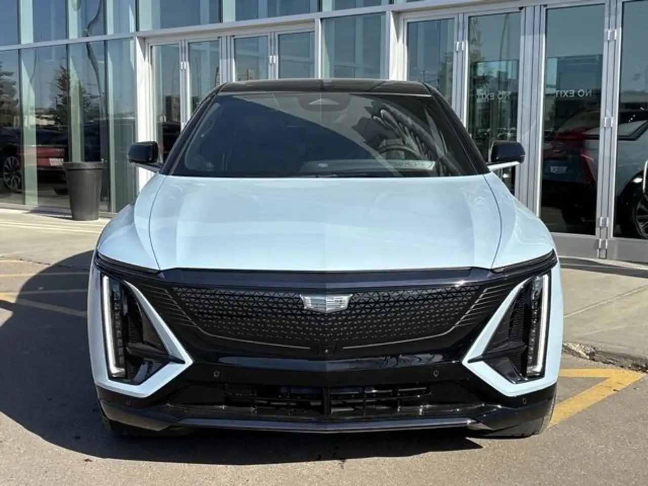 Cadillac Lyriq снимка Cadillac Lyriq