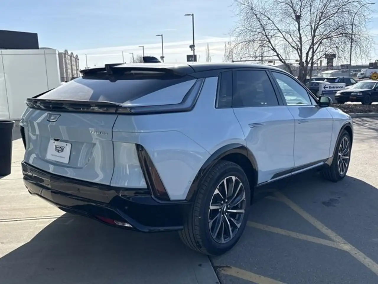 Cadillac Lyriq снимка Cadillac Lyriq