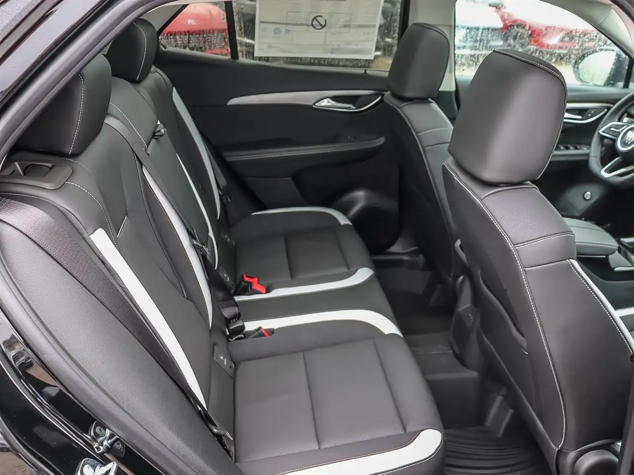 Buick Envision снимка Buick Envision