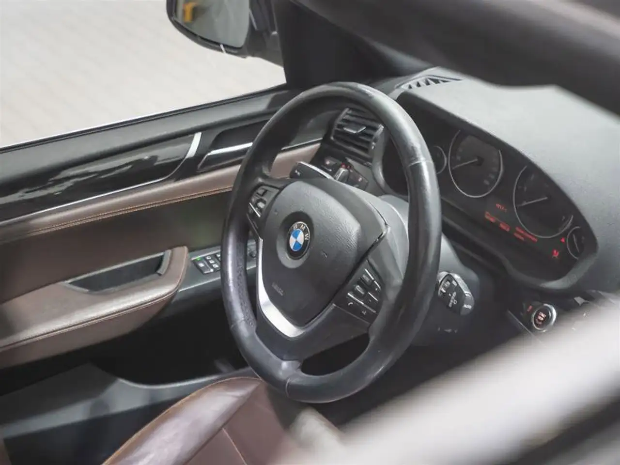 BMW X3 снимка BMW X3