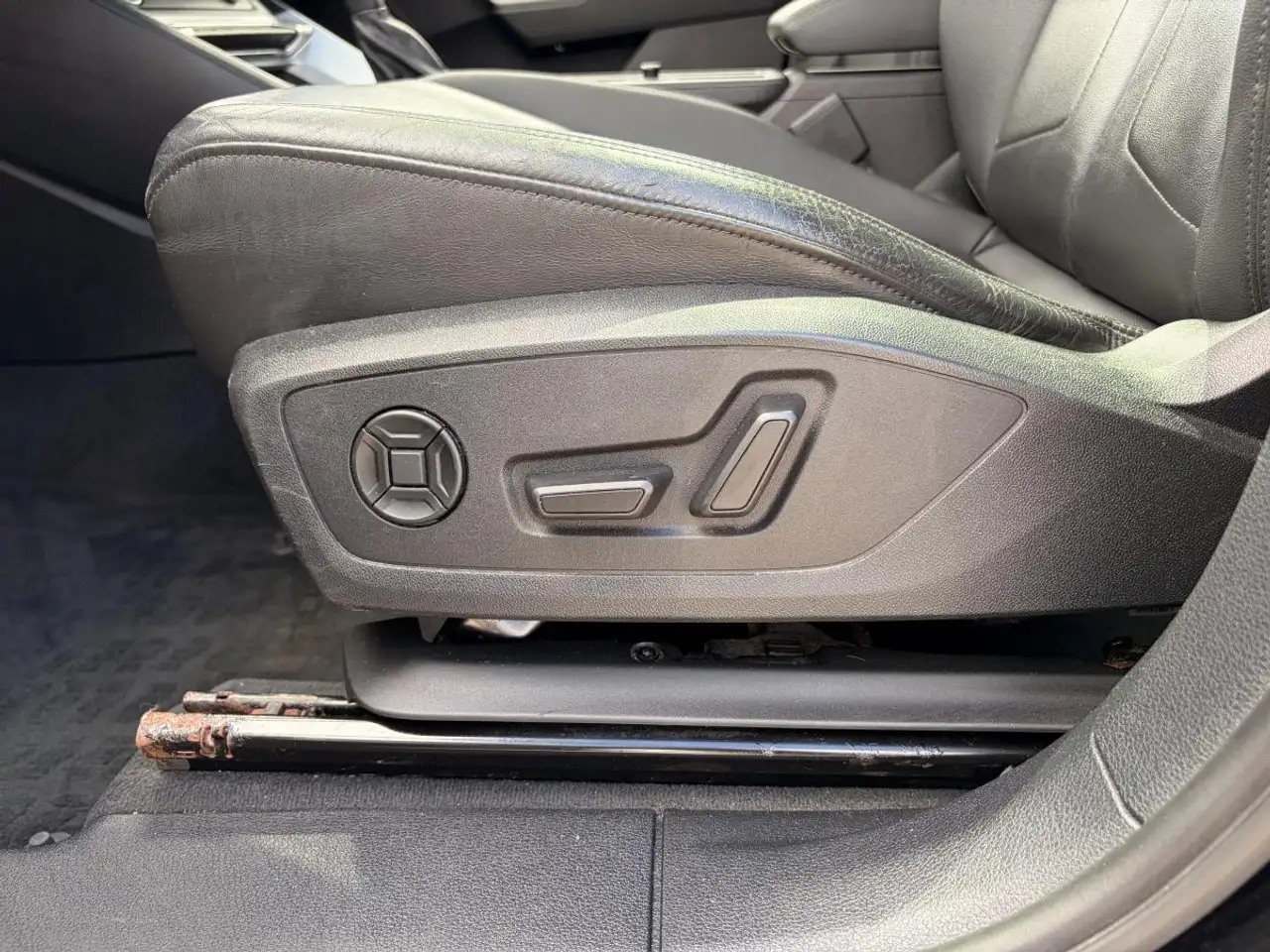 Audi Q3 снимка Audi Q3