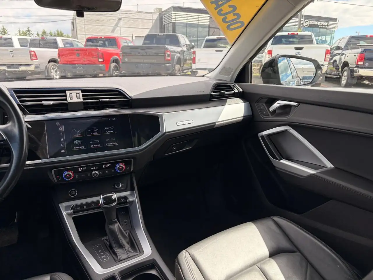 Audi Q3 снимка Audi Q3