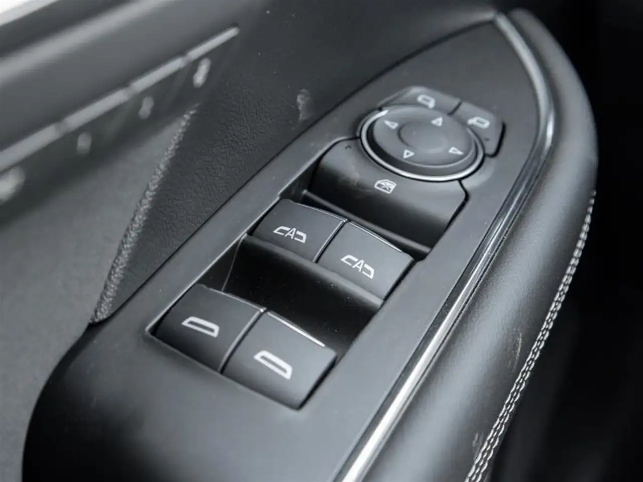 Buick Envision снимка Buick Envision