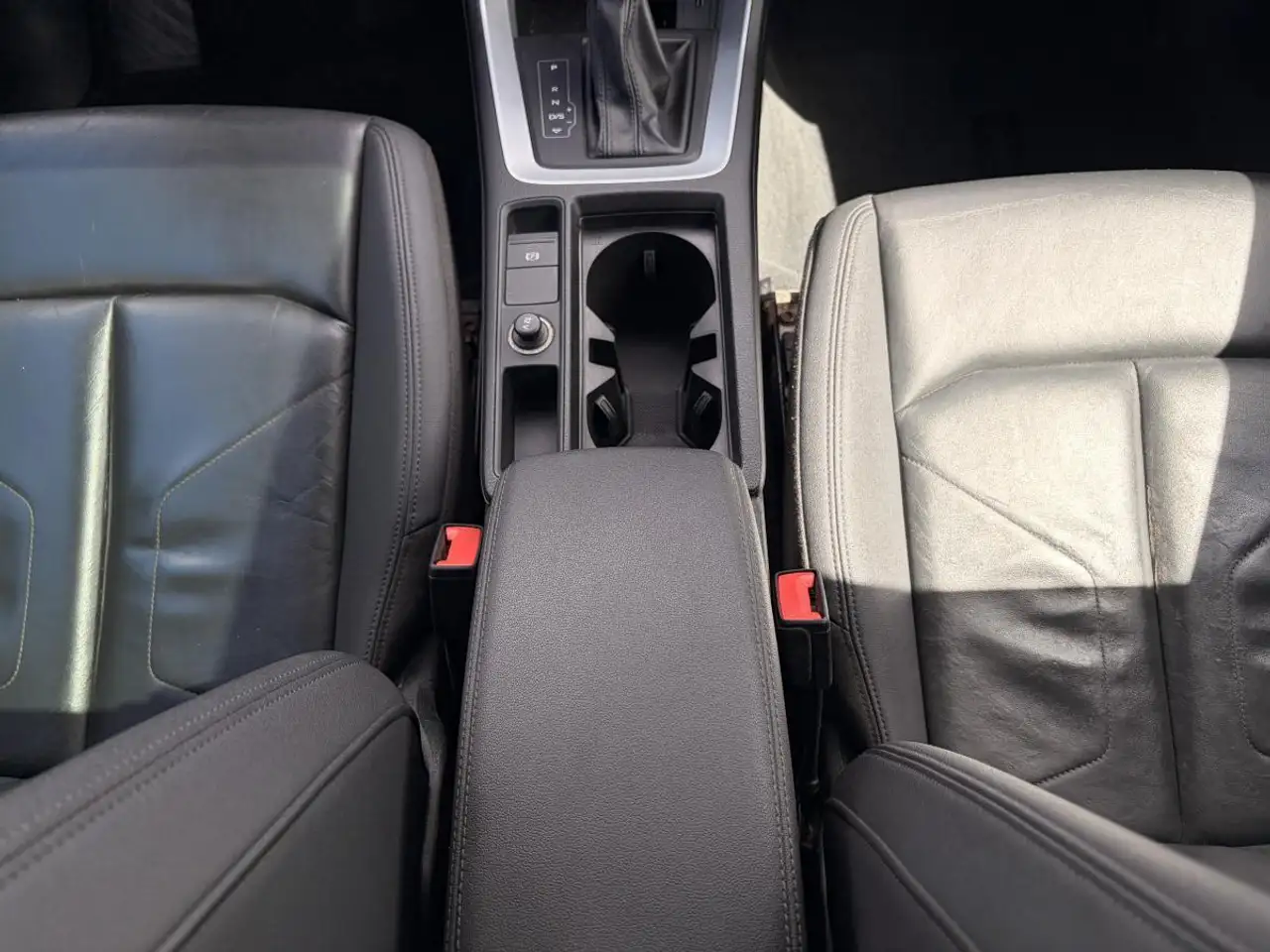 Audi Q3 снимка Audi Q3