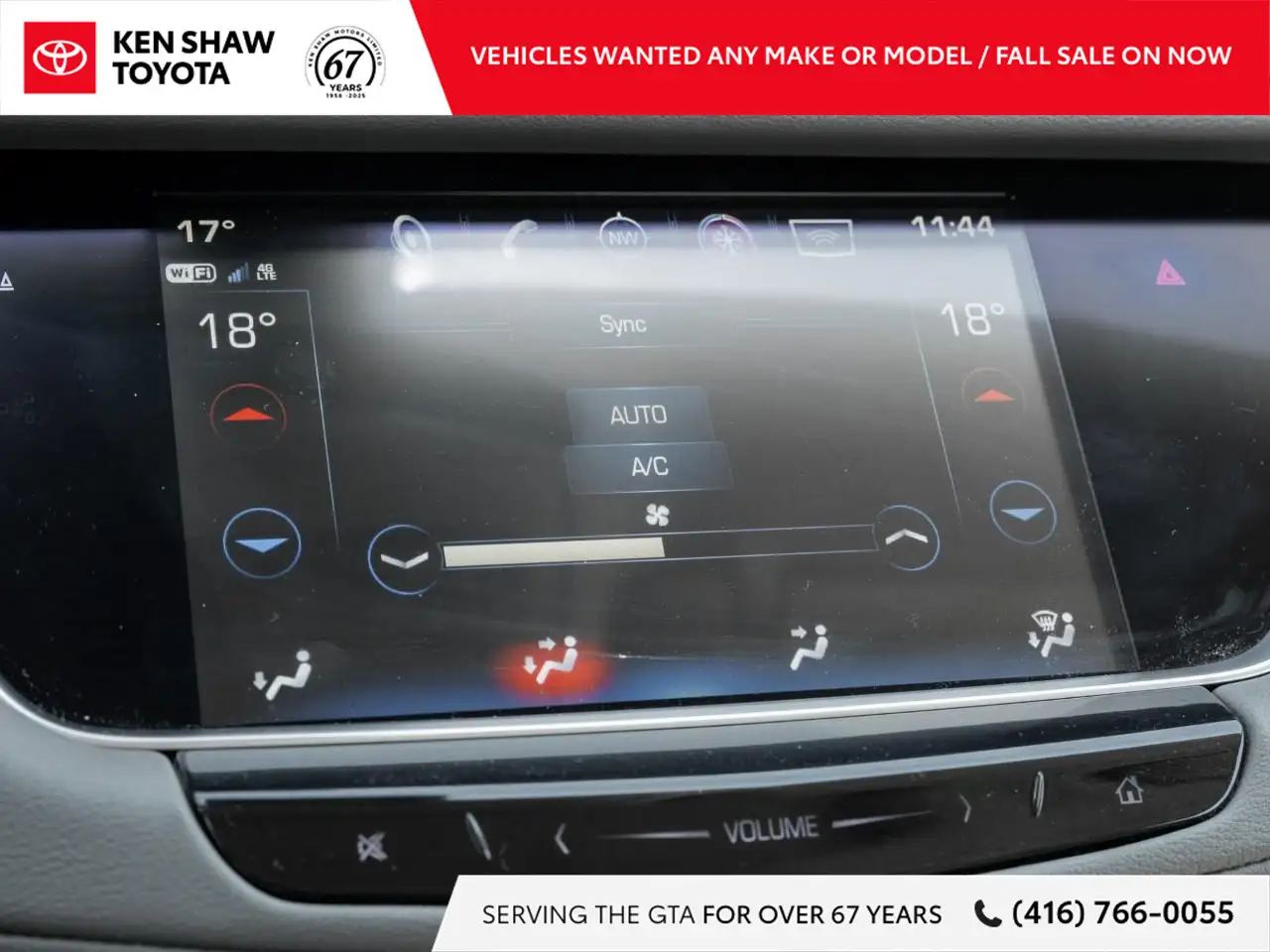 Cadillac XT5 photo Cadillac XT5