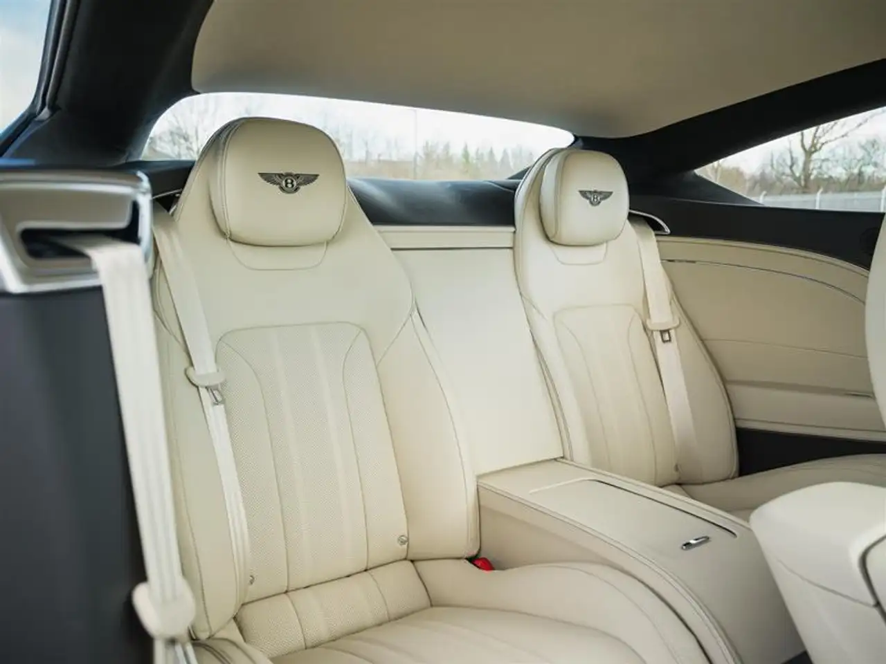 Bentley Continental GT photo Bentley Continental GT