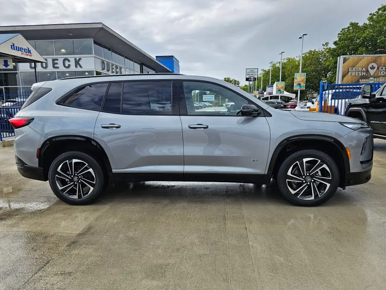 Buick Enclave fotografie Buick Enclave