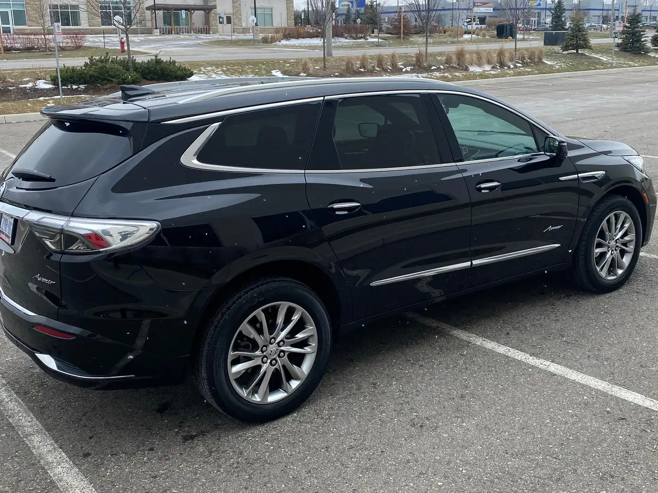Buick Enclave снимка Buick Enclave
