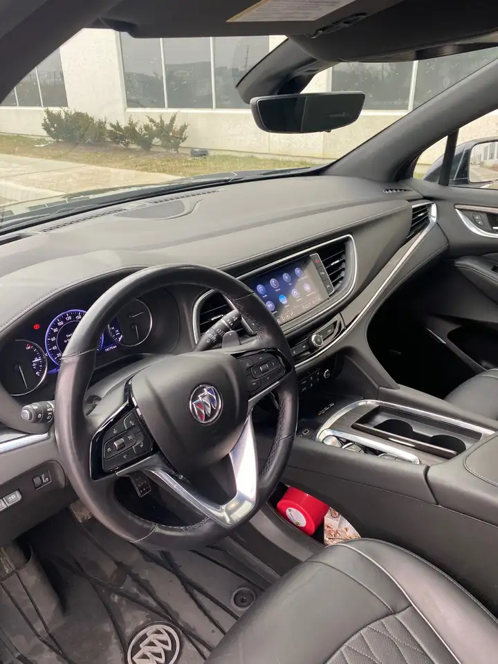 Buick Enclave снимка Buick Enclave