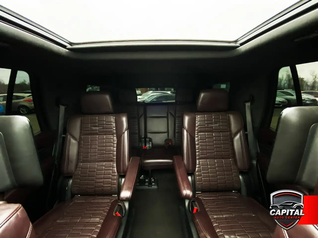 Cadillac Escalade снимка Cadillac Escalade