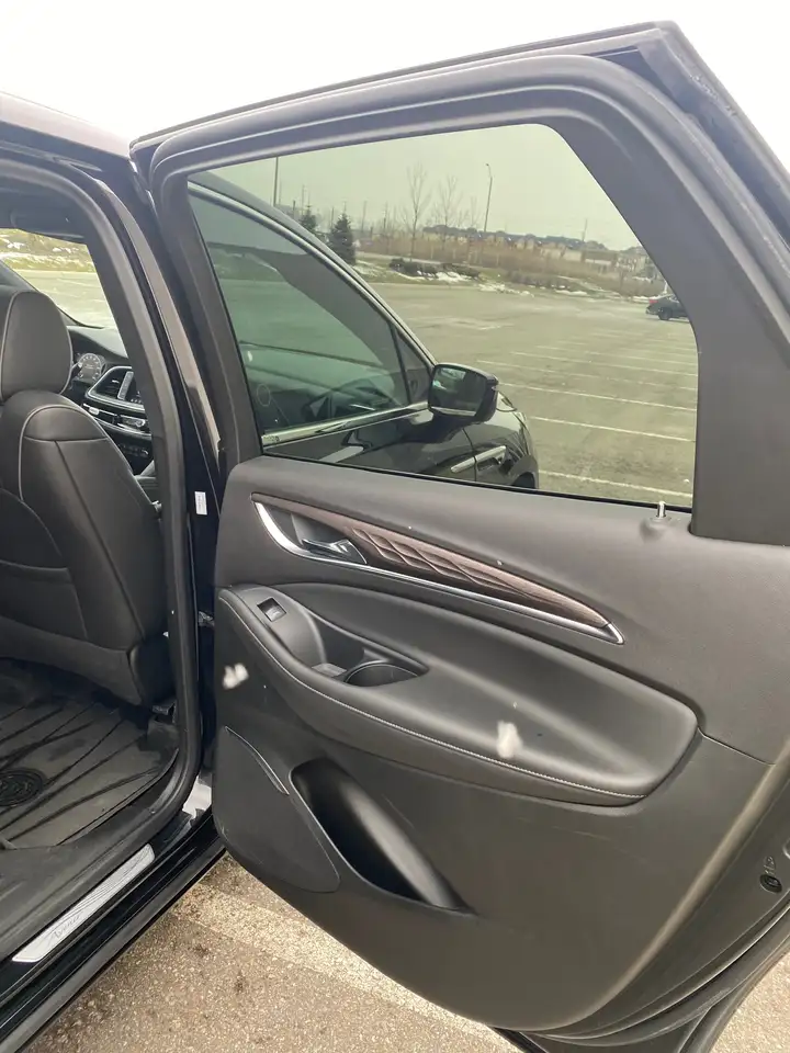 Buick Enclave снимка Buick Enclave