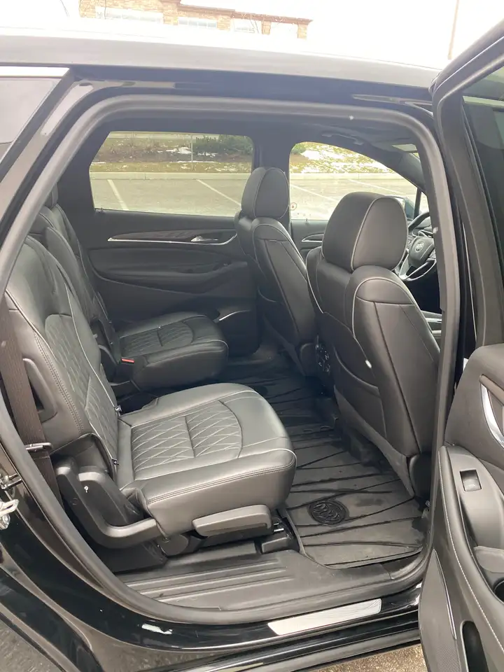 Buick Enclave снимка Buick Enclave