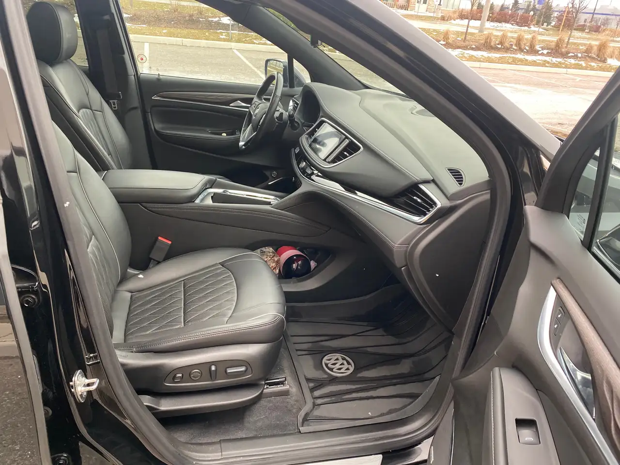 Buick Enclave снимка Buick Enclave
