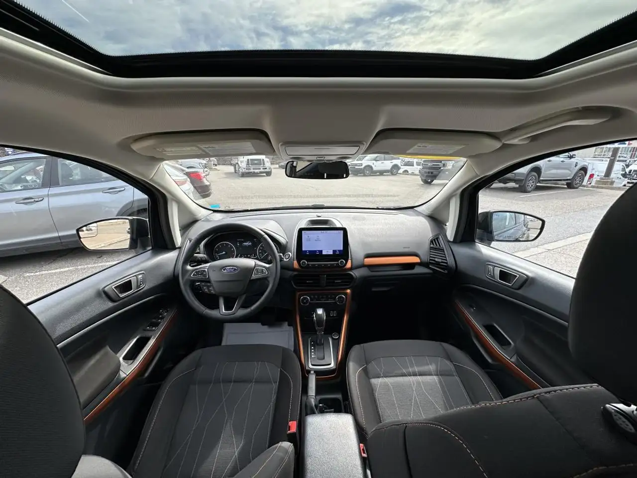 Ford EcoSport снимка Ford EcoSport