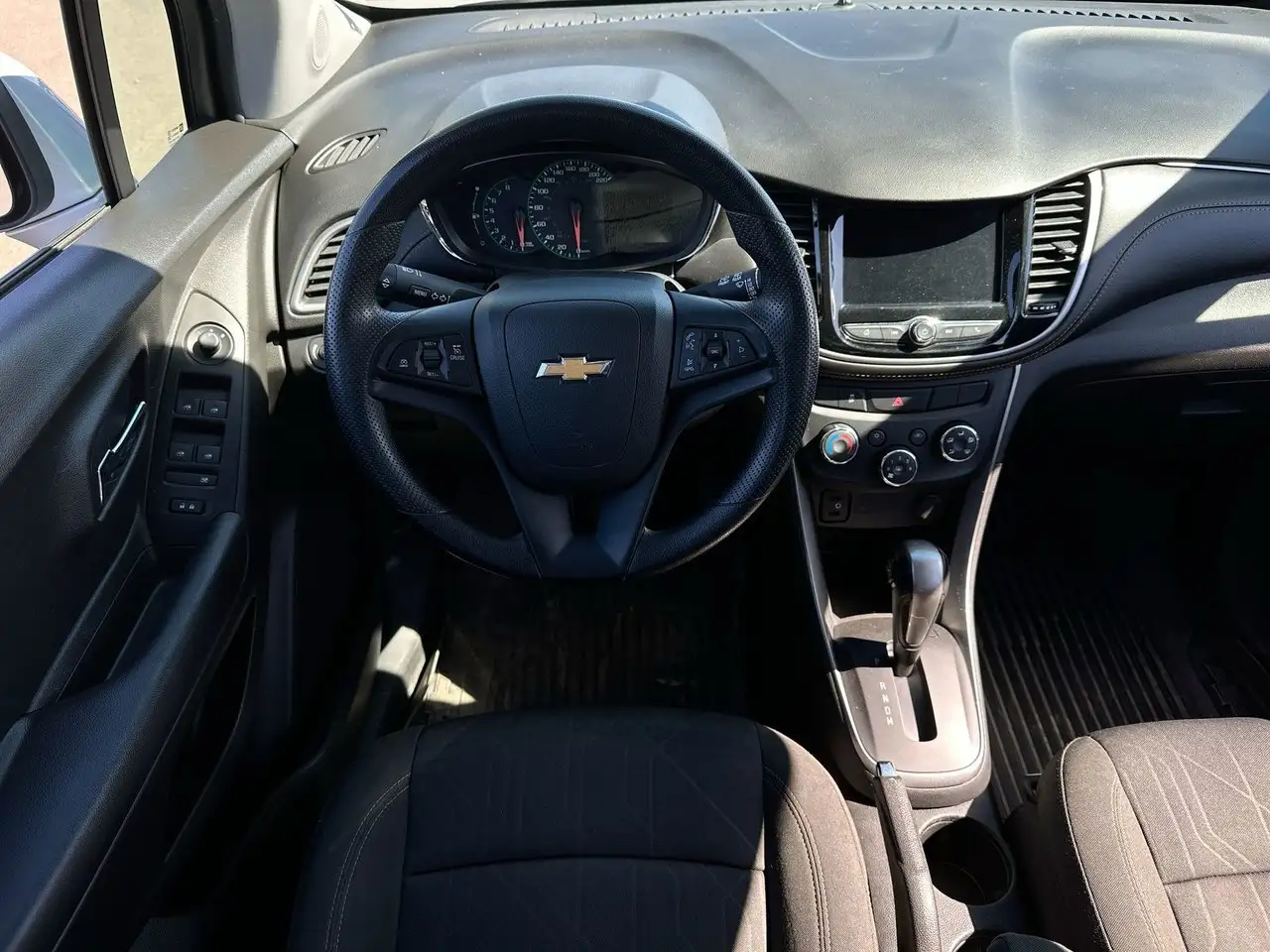 Chevrolet Trax снимка Chevrolet Trax