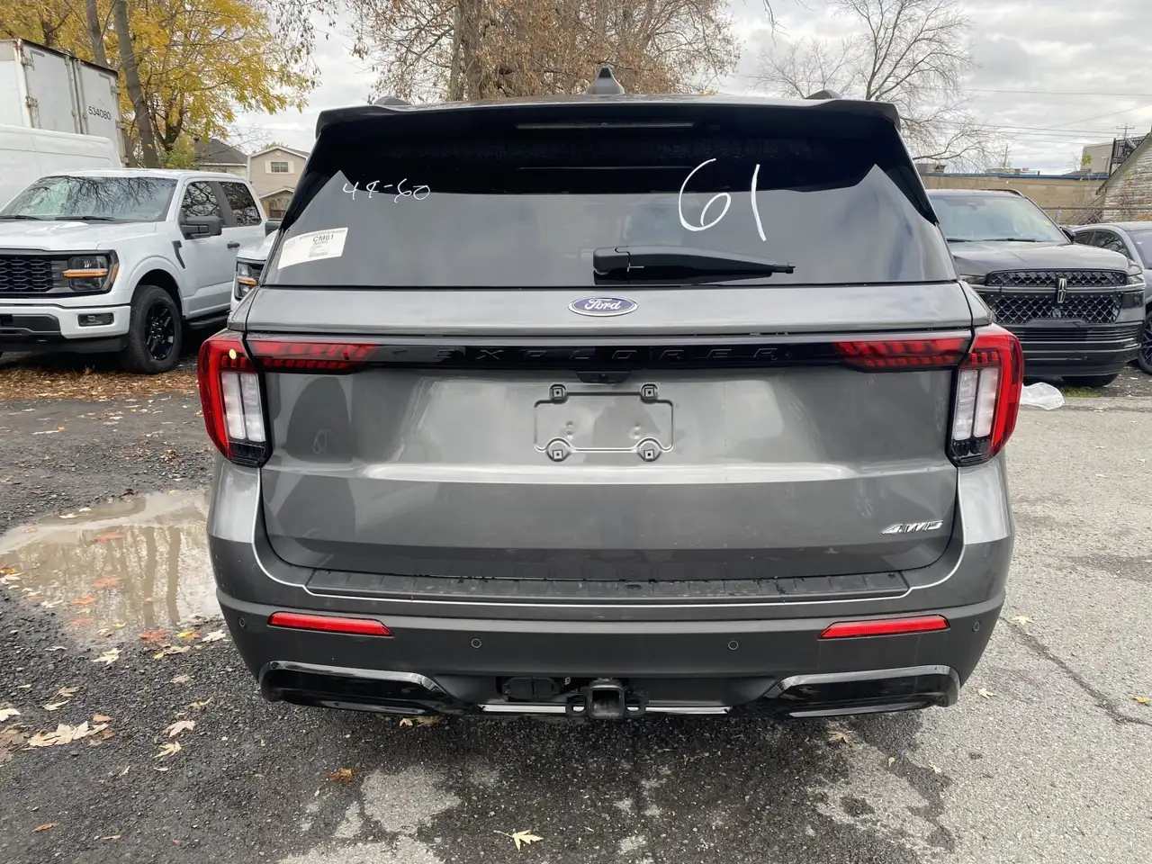 Ford Explorer снимка Ford Explorer