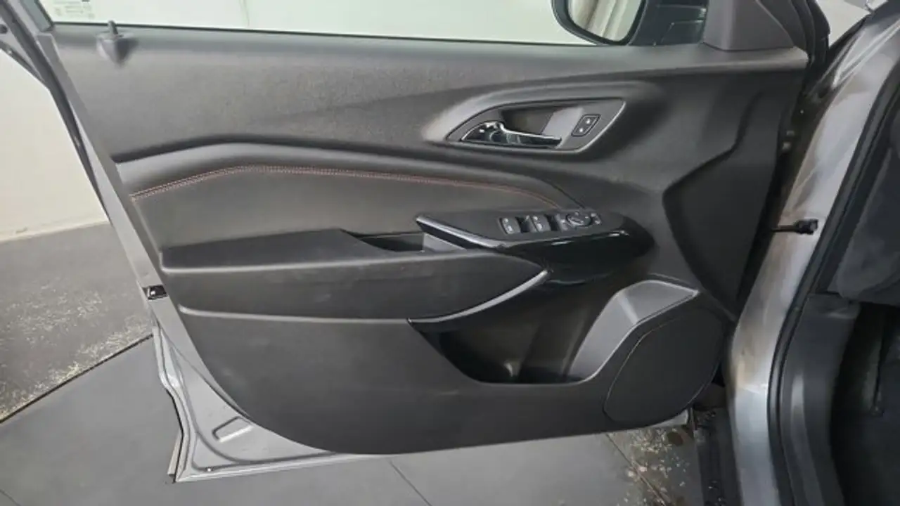 Chevrolet Trax снимка Chevrolet Trax