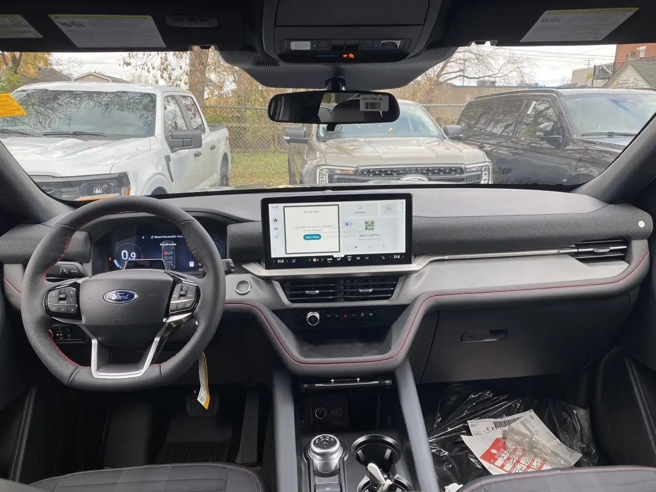 Ford Explorer снимка Ford Explorer