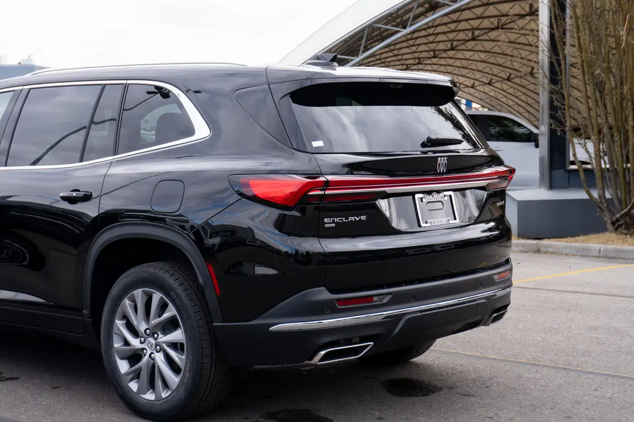 Buick Enclave photo Buick Enclave