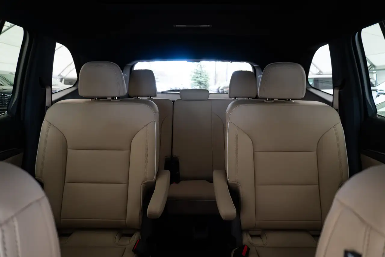 Buick Enclave photo Buick Enclave