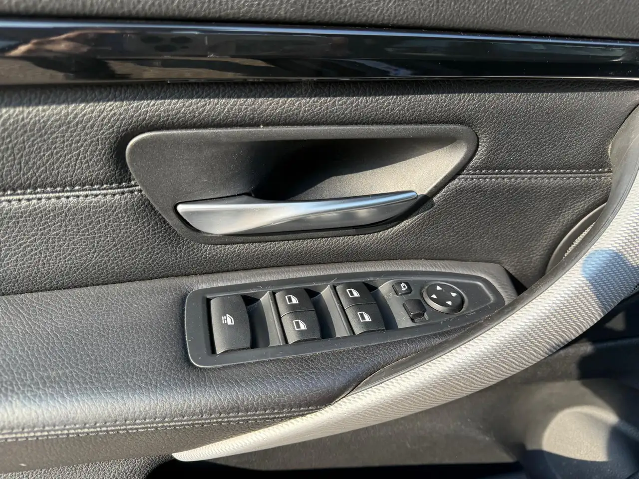 BMW 4 Series photo BMW 4 Series