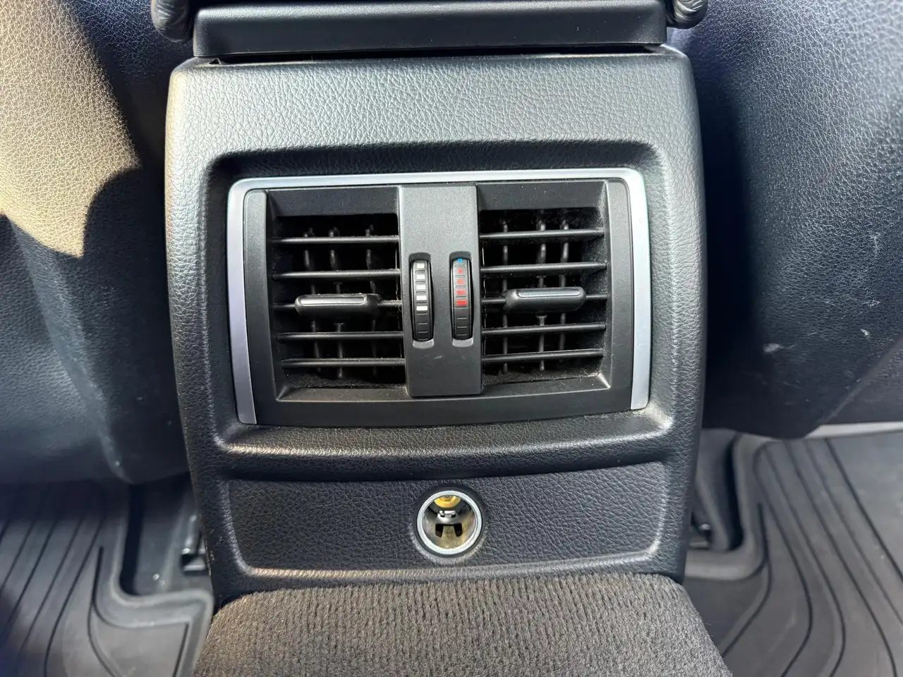 BMW 4 Series photo BMW 4 Series