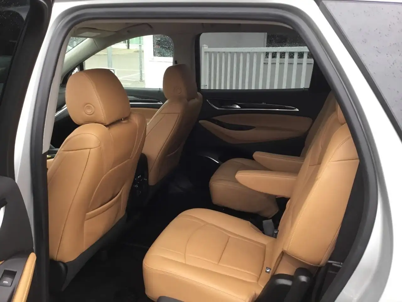 Buick Enclave fotografie Buick Enclave