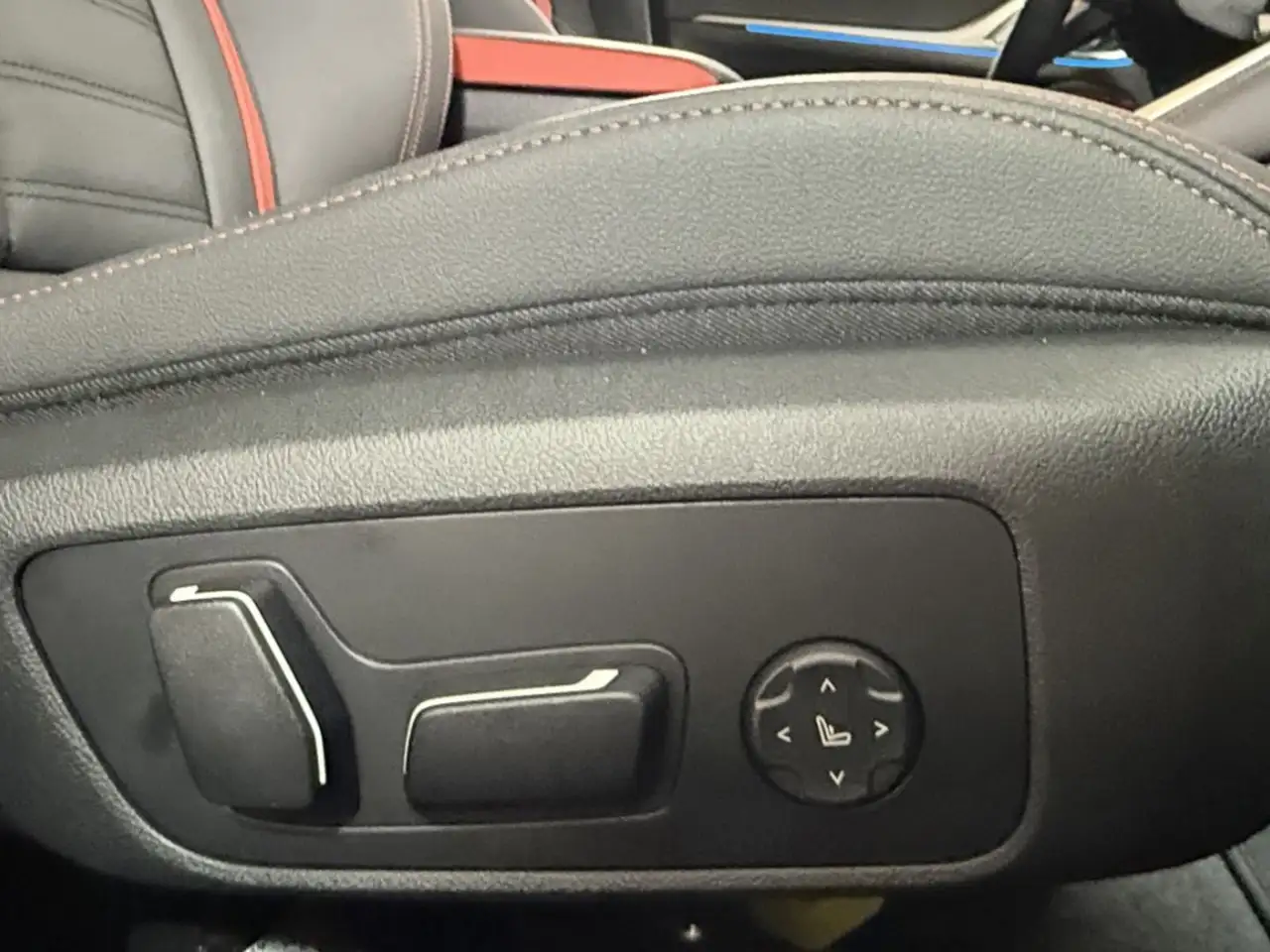BMW 4 Series photo BMW 4 Series