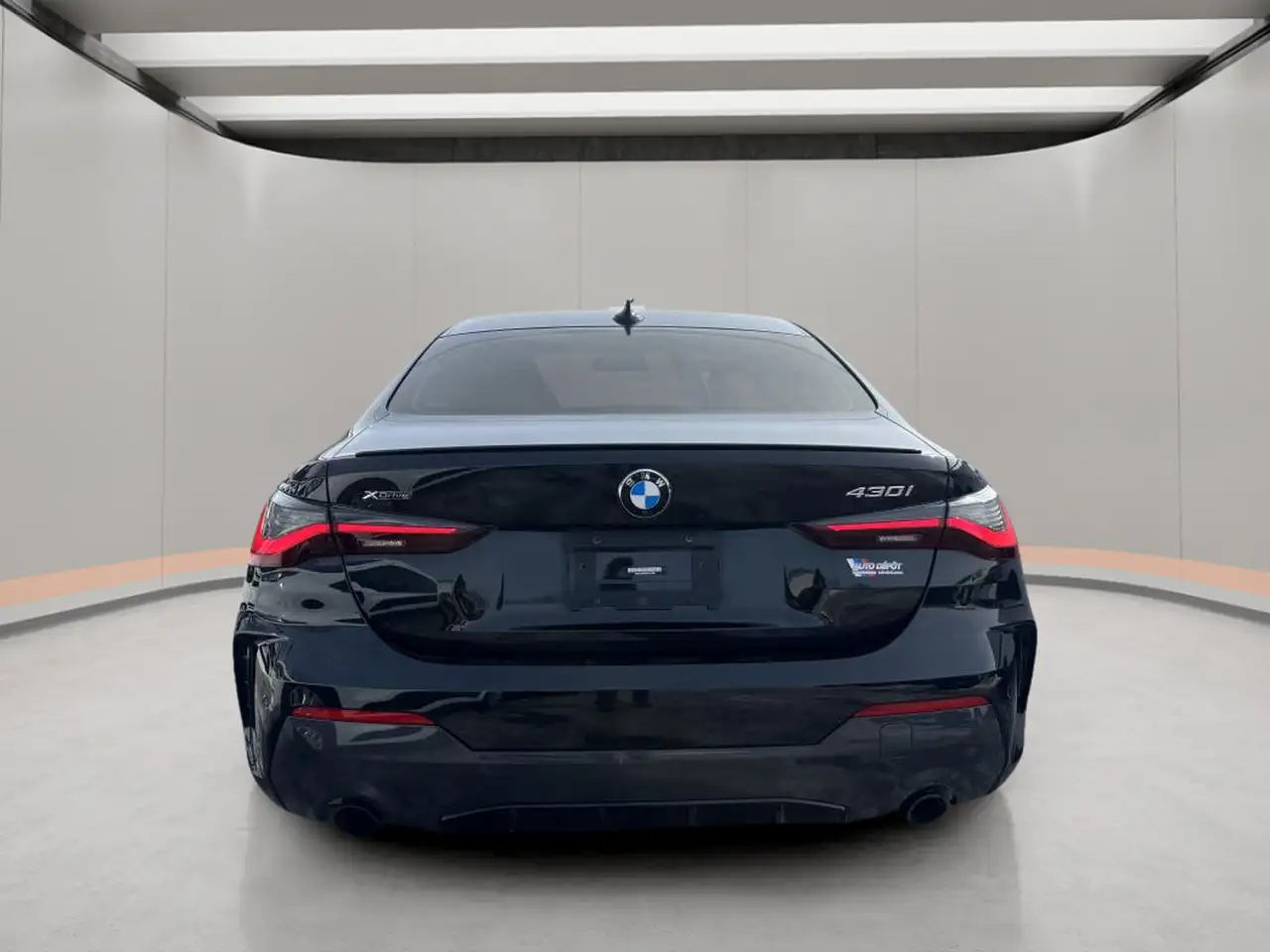 BMW 4 Series снимка BMW 4 Series