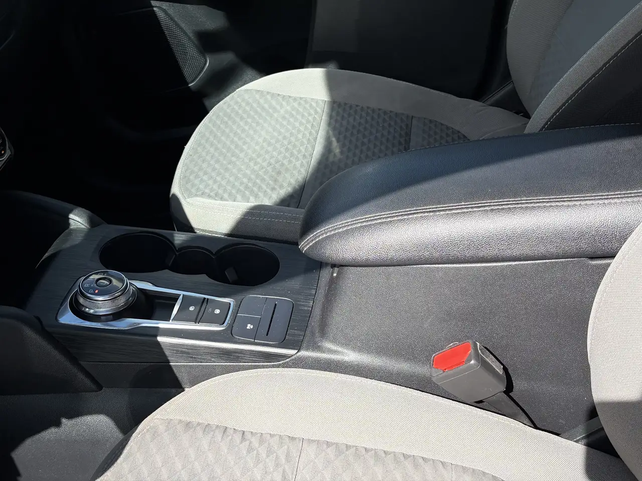 Ford Escape photo Ford Escape