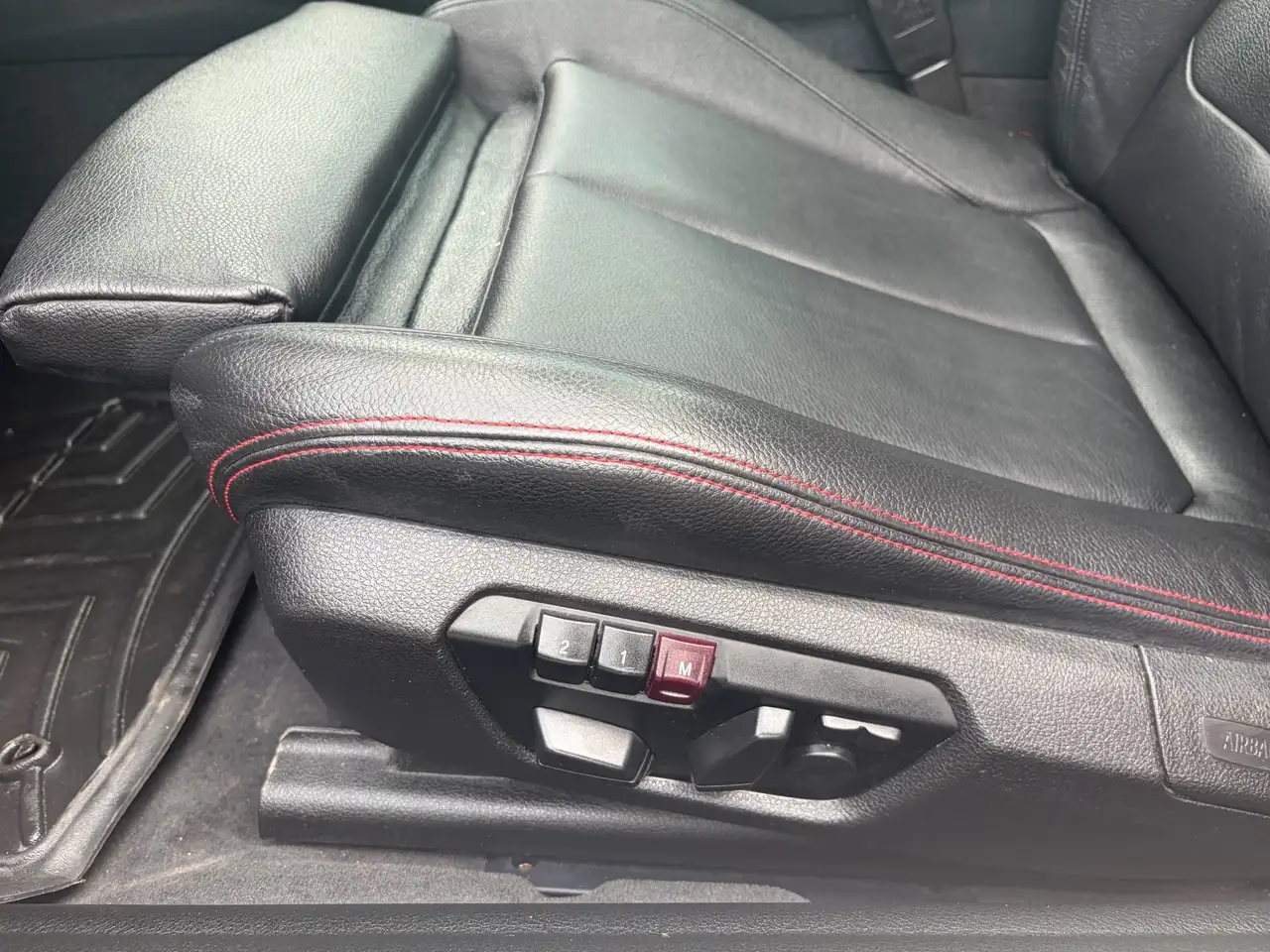 BMW 4 Series photo BMW 4 Series
