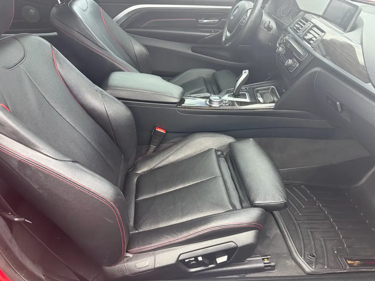 BMW 4 Series photo BMW 4 Series