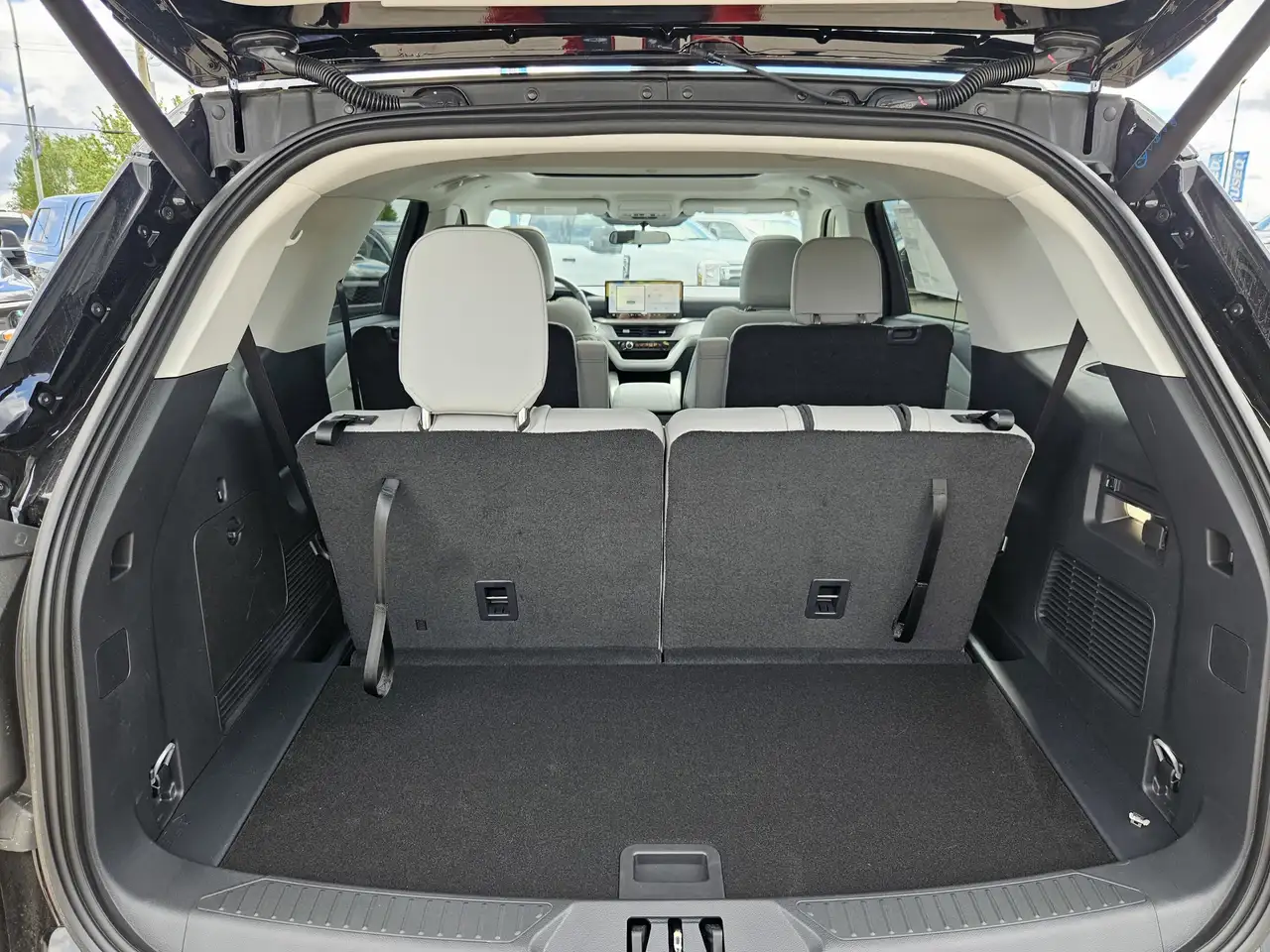 Ford Explorer photo Ford Explorer