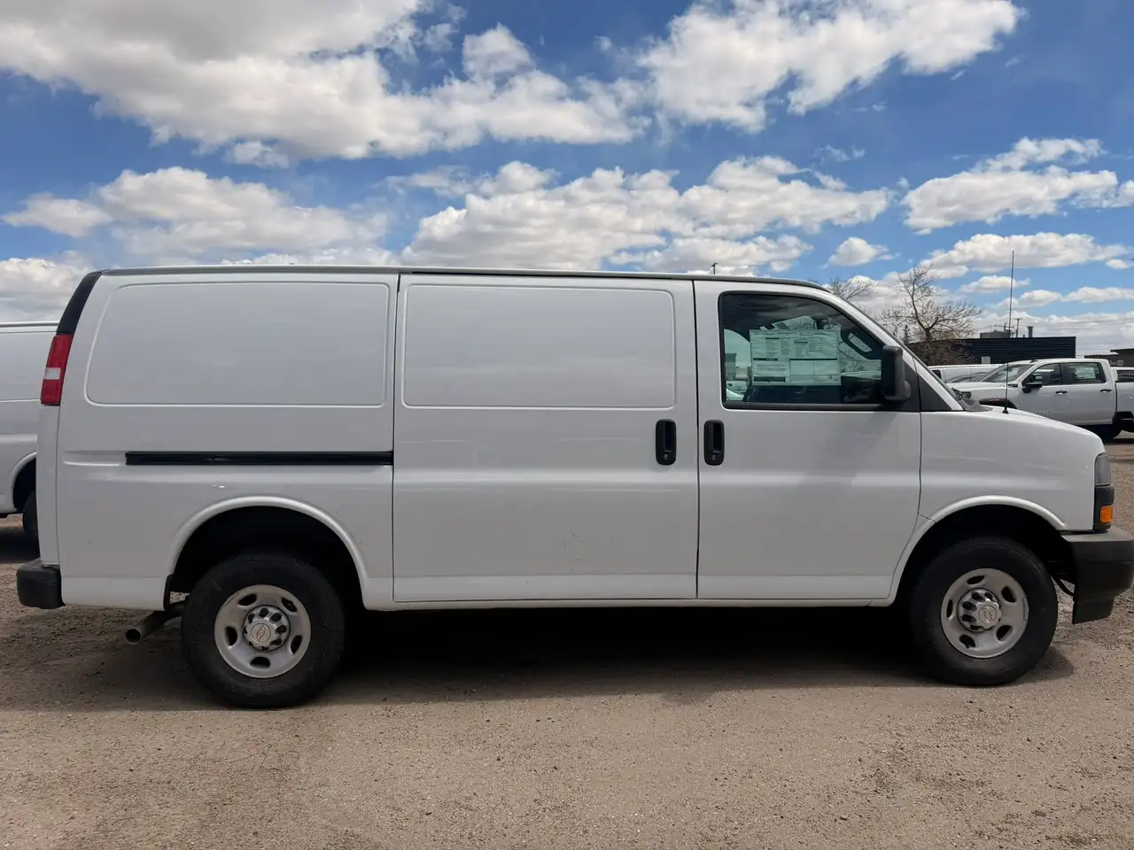 Chevrolet Express 3500 снимка Chevrolet Express 3500
