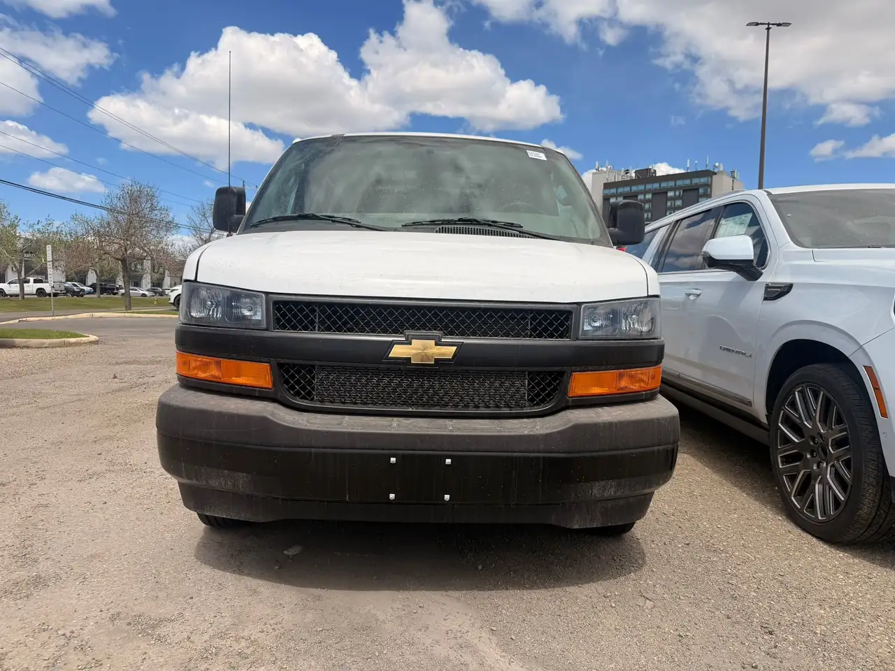 Chevrolet Express 3500 снимка Chevrolet Express 3500