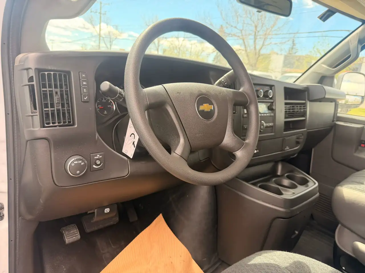 Chevrolet Express 3500 снимка Chevrolet Express 3500