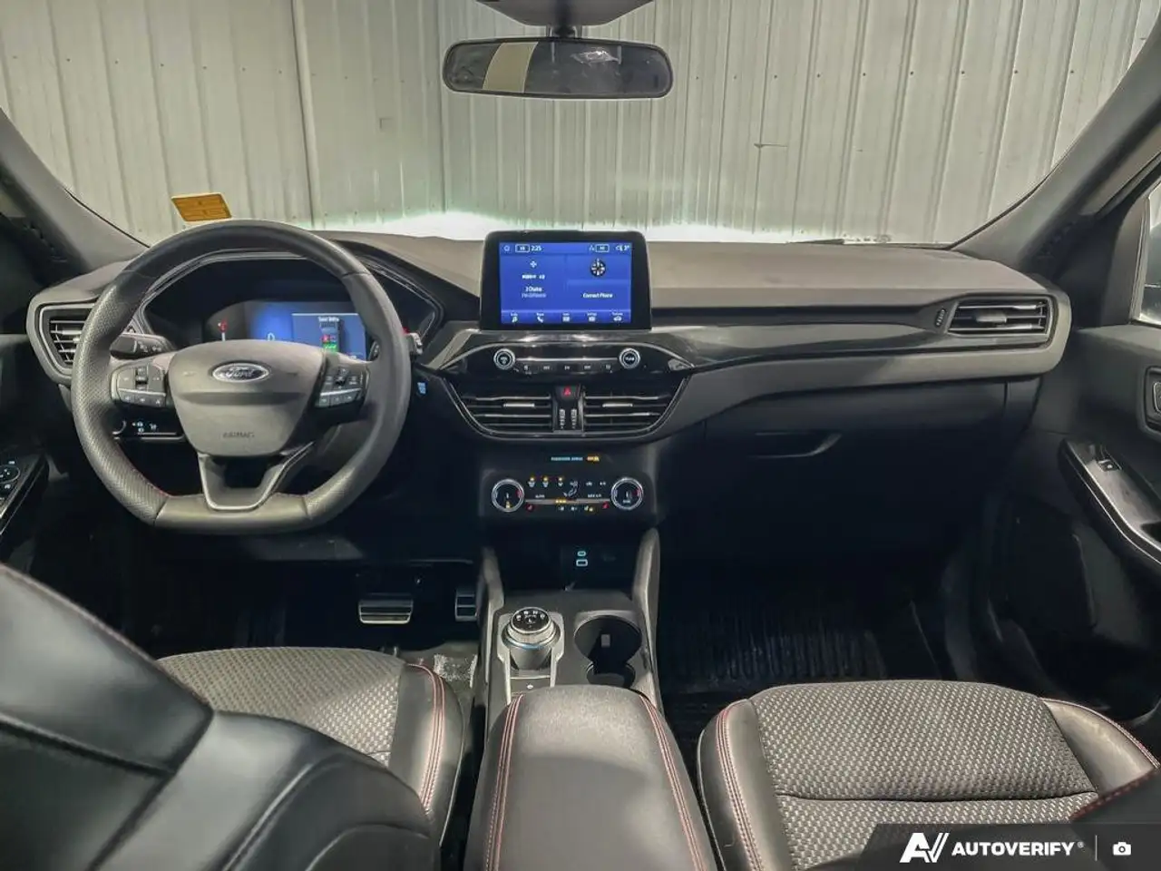 Ford Escape снимка Ford Escape