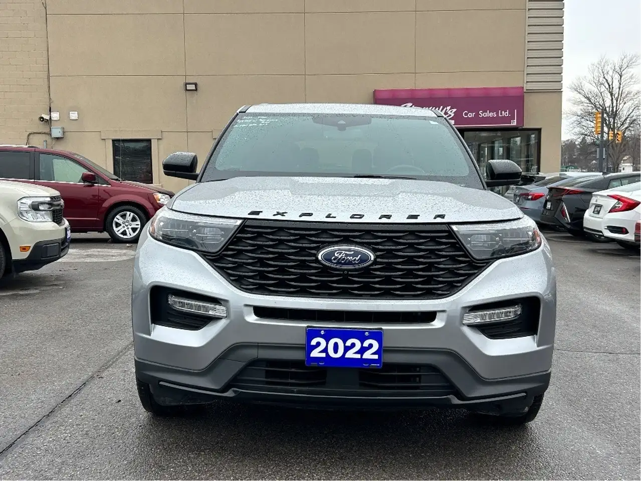 Ford Explorer photo Ford Explorer