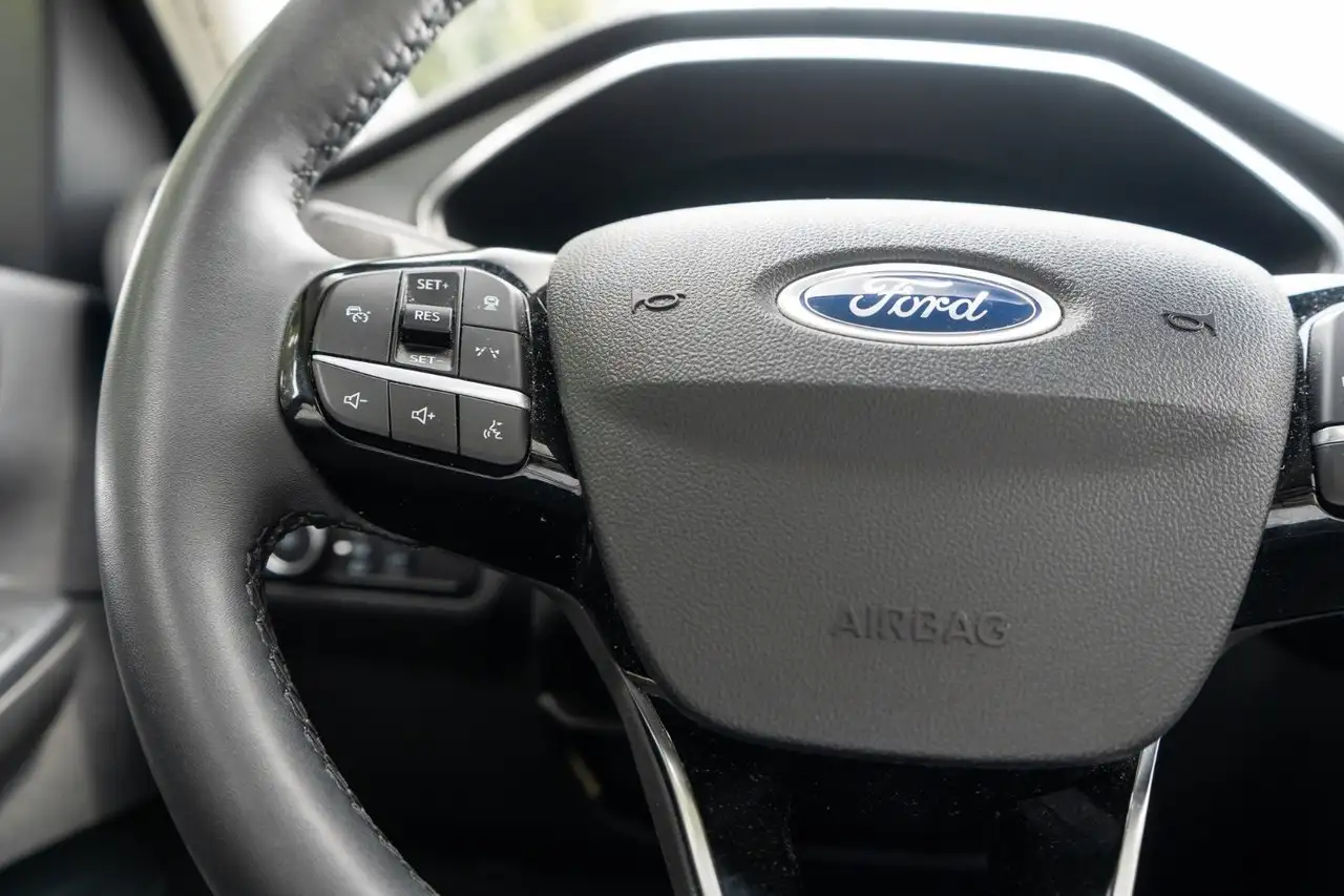 Ford Escape photo Ford Escape