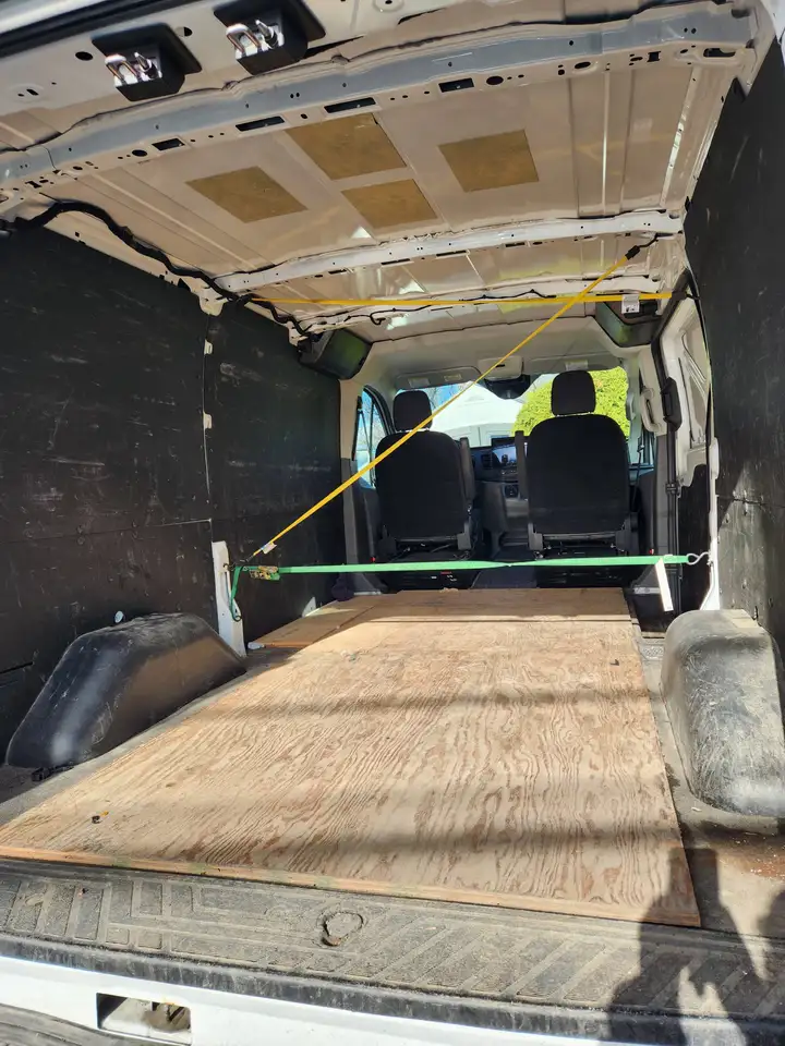 2023 Ford E-Transit
