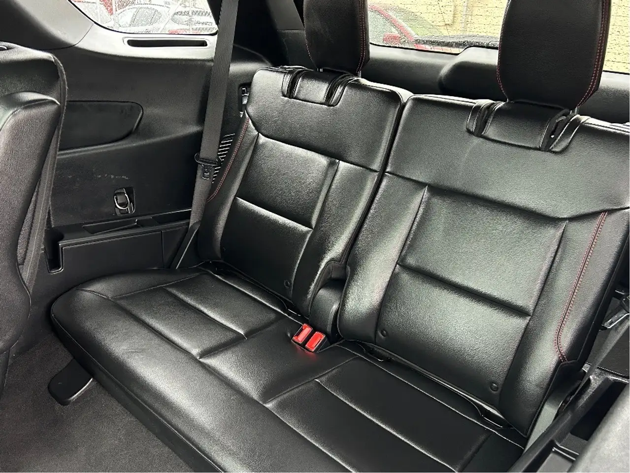Ford Explorer photo Ford Explorer