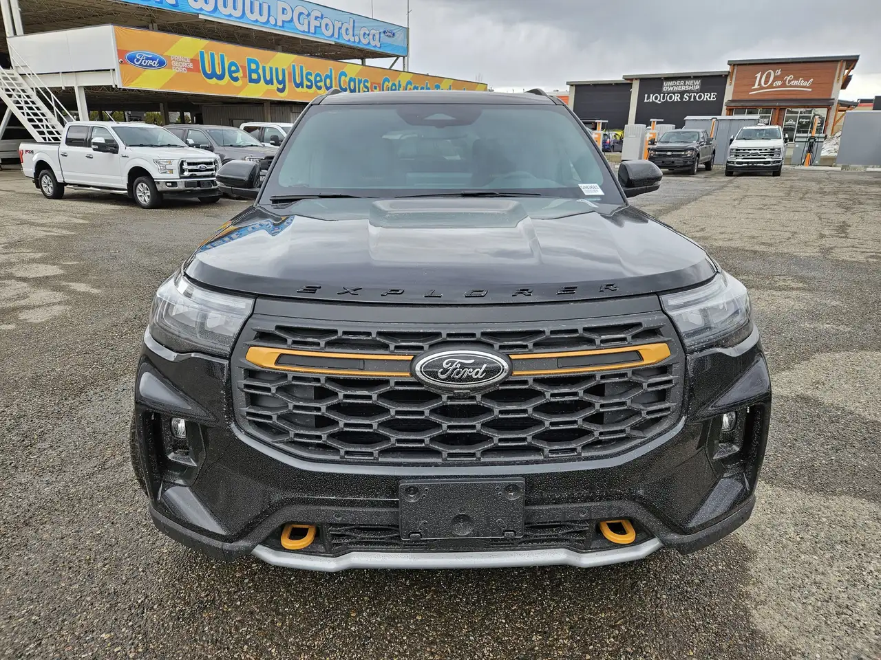 Ford Explorer снимка Ford Explorer