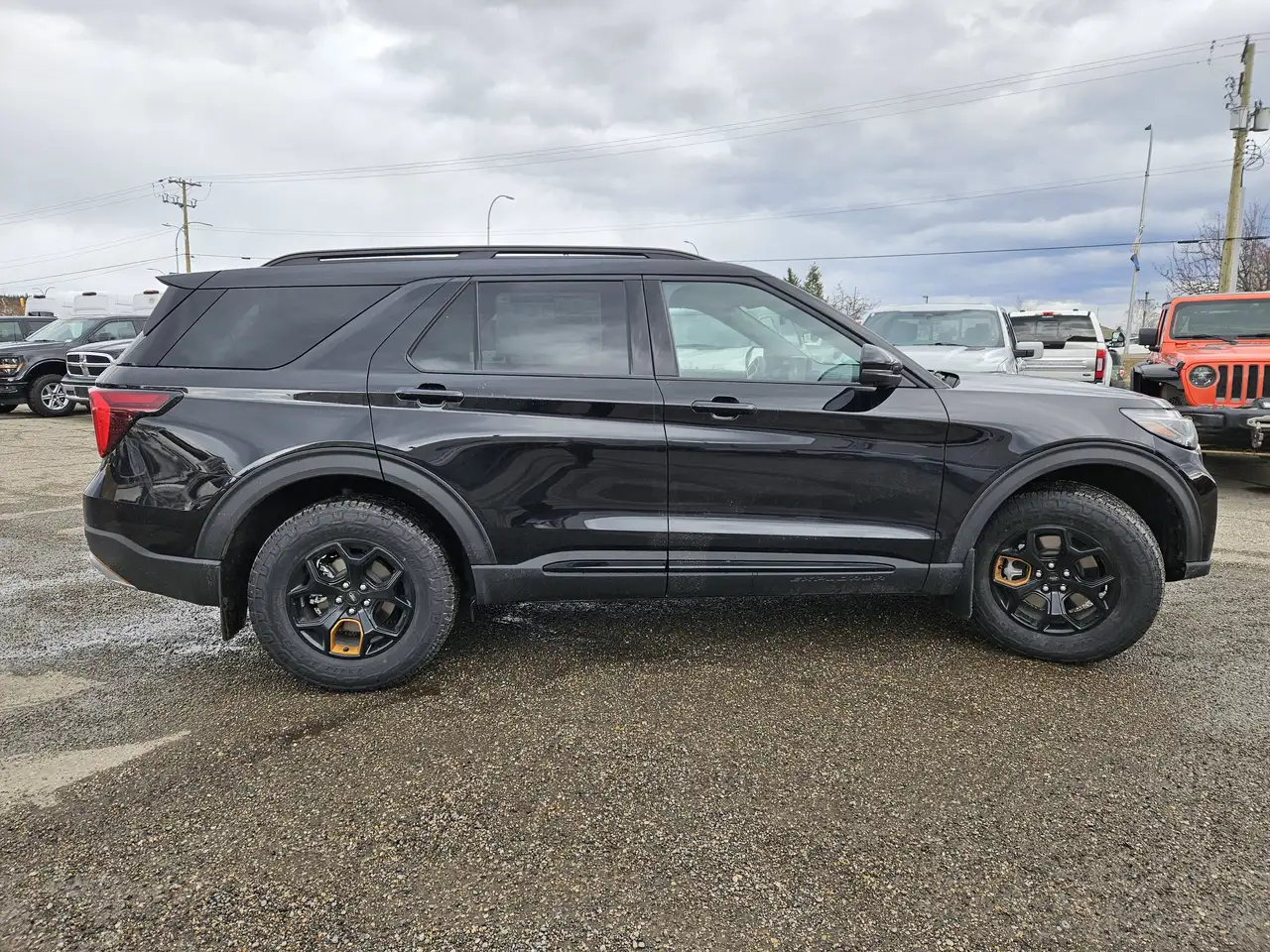 Ford Explorer снимка Ford Explorer
