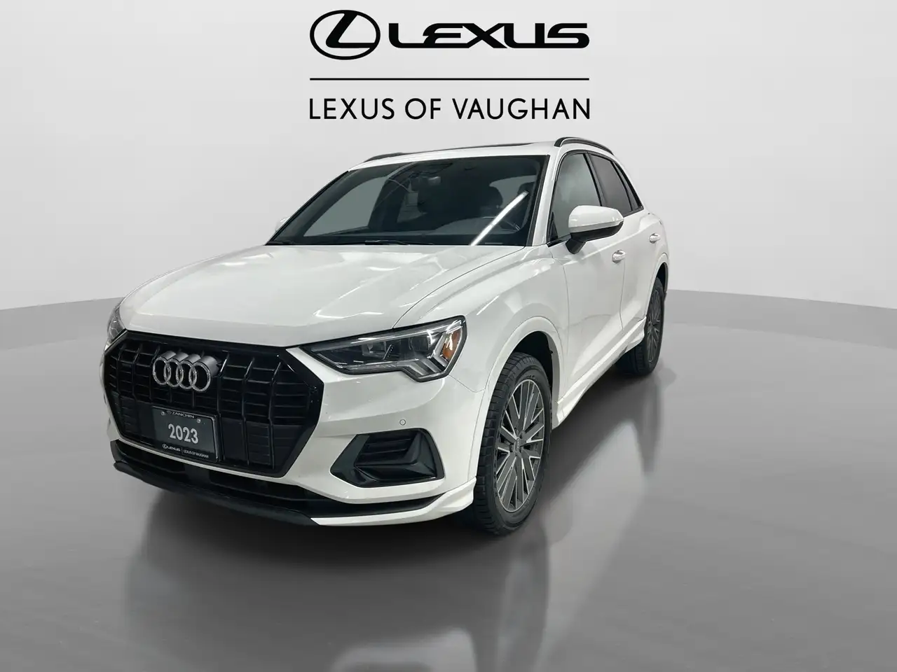 Audi Q3 снимка Audi Q3