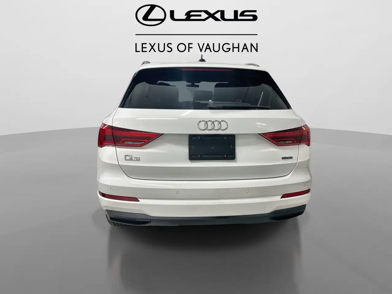 Audi Q3 снимка Audi Q3