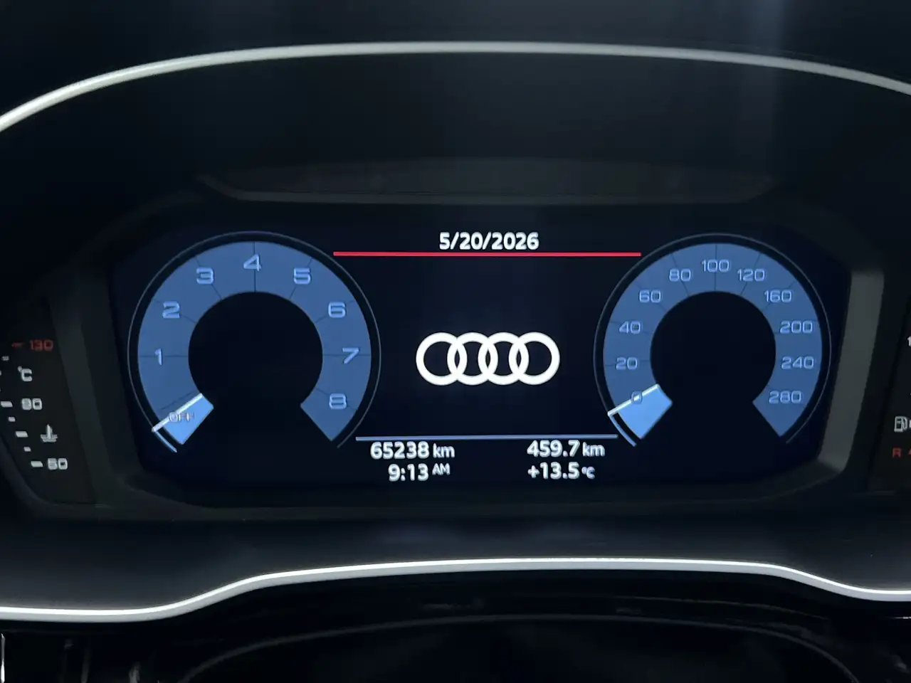 Audi Q3 снимка Audi Q3