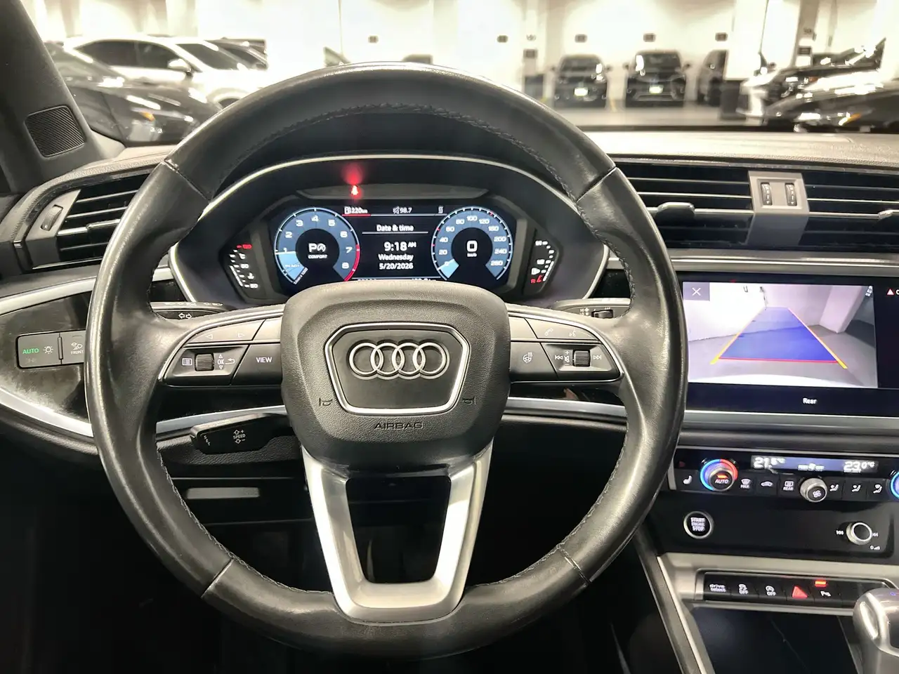 Audi Q3 снимка Audi Q3