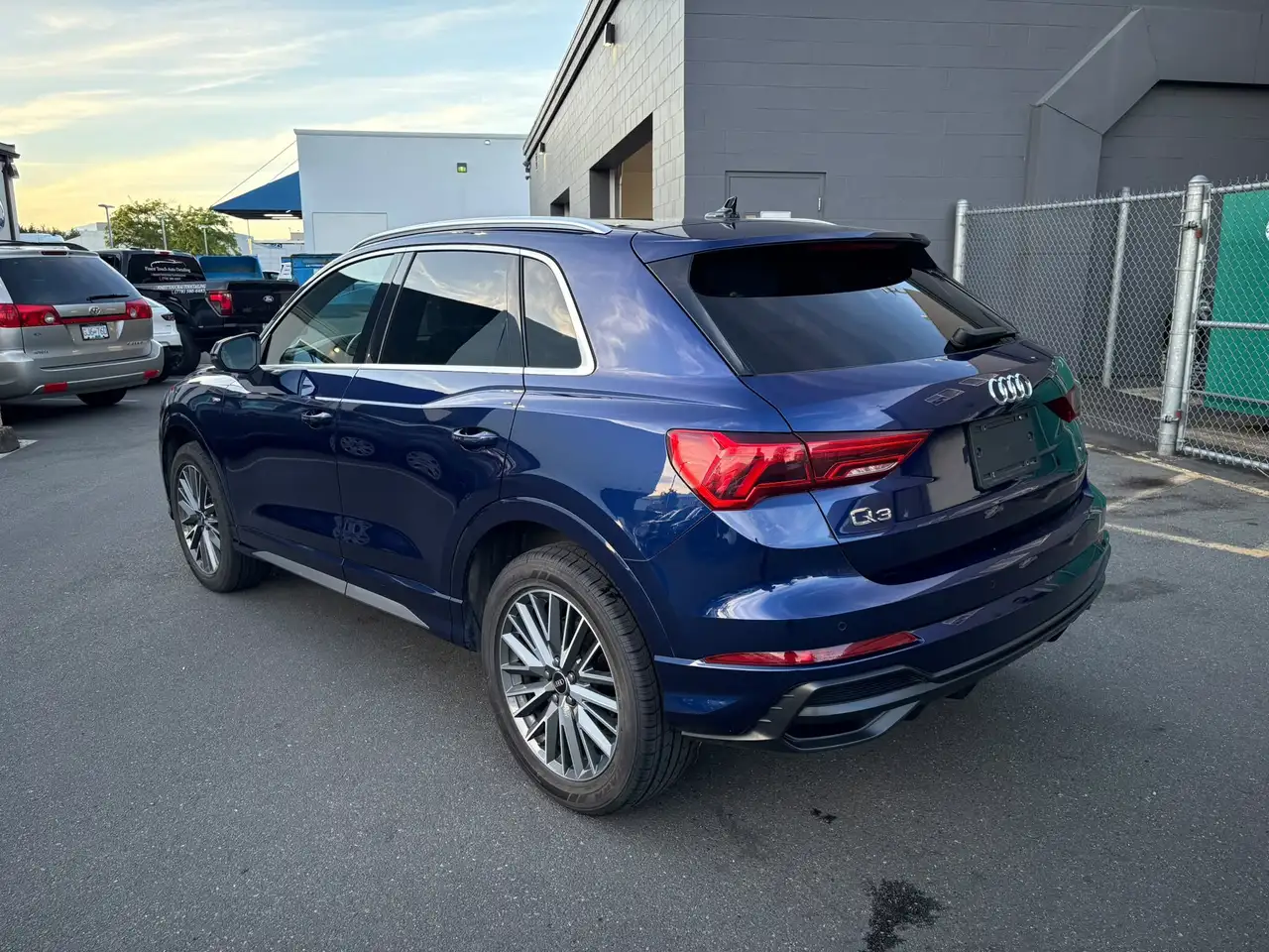 Audi Q3 снимка Audi Q3